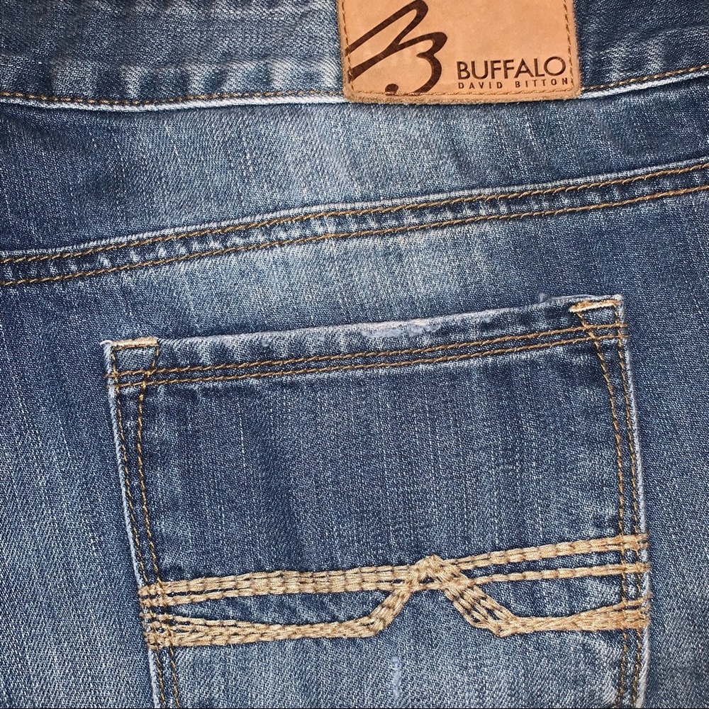 Buffalo Shorts - Picture 3 of 9